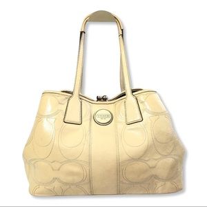 (H111) Coach Kisslock handbag beige signature large